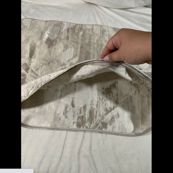 NEW Hotel Collection Distressed Chevron (1) Standard Sham - Picture 8 of 12